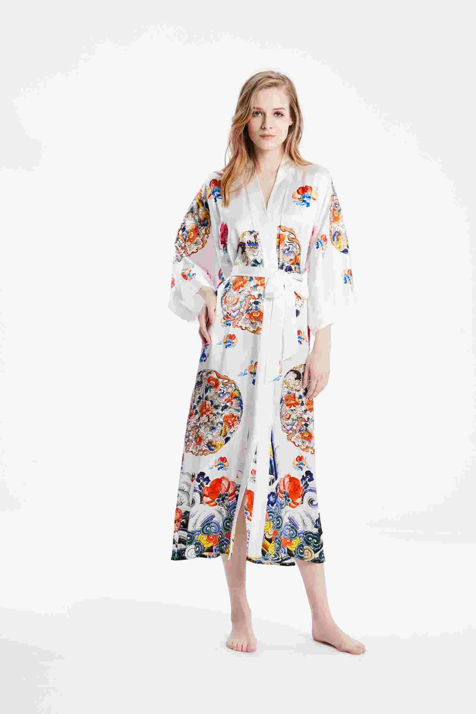 Best Ladies Full Length Genuine Mulberry Silk White Kimono Bathrobe Nightgown Printed Style Factory Wholesale