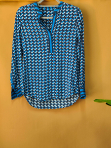 Custom Logo OEM Women's Printed Blue Button Up Silk Blouse Top for Wholesale